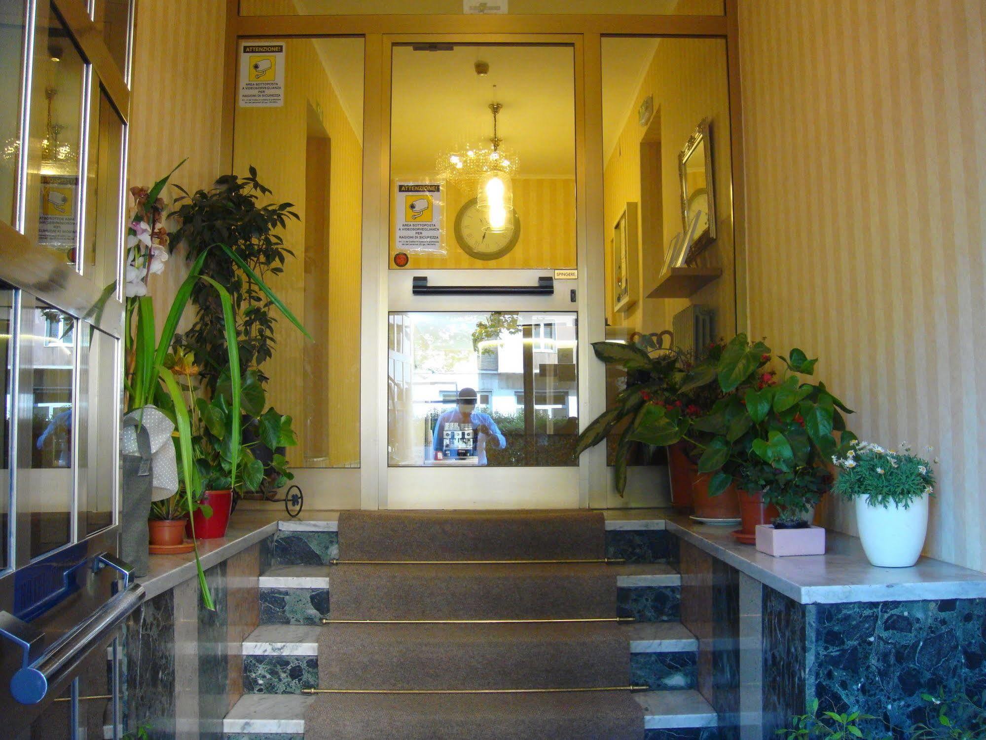 Miu Hotel Milan Extérieur photo